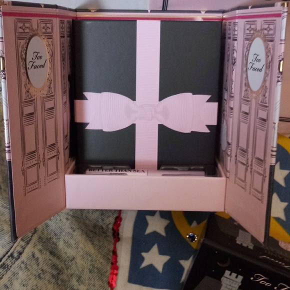 CLEARANCE TOO FACED LE GRAND CHATEAU MAKEUP - Picture 4 of 8